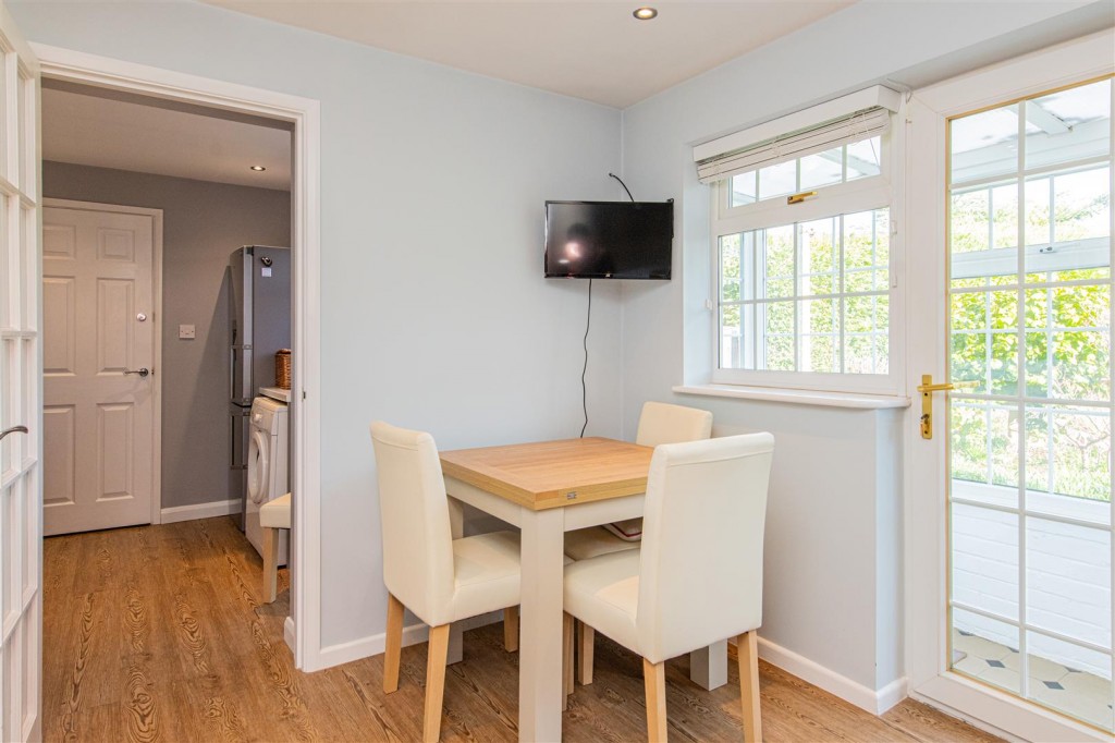 Images for Lynwood Close, Kettering EAID:oscarjamesapi BID:2