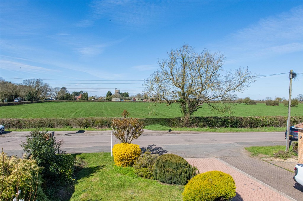Images for Avenue Road, Rushden EAID:oscarjamesapi BID:8