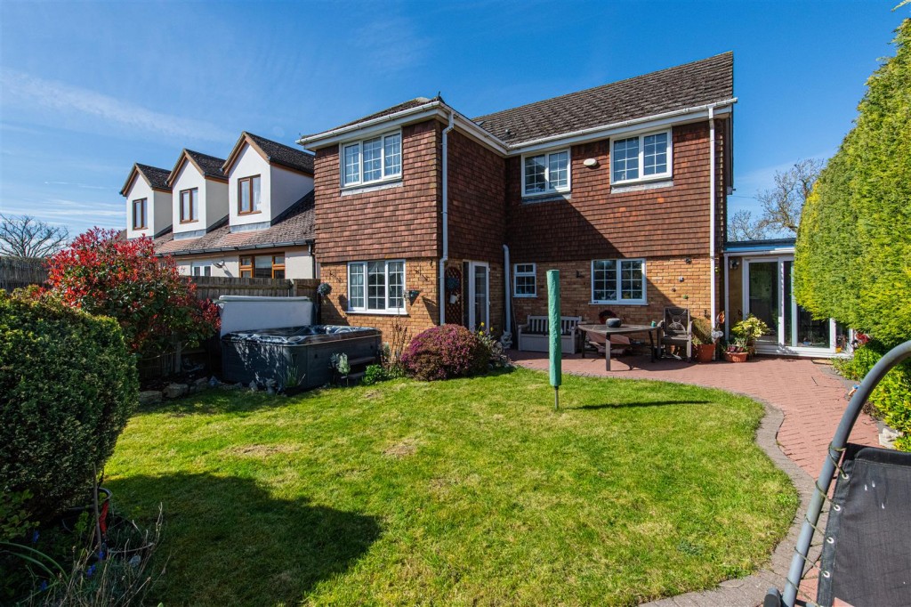 Images for Avenue Road, Rushden EAID:oscarjamesapi BID:8