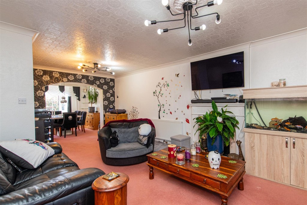 Images for Avenue Road, Rushden EAID:oscarjamesapi BID:8