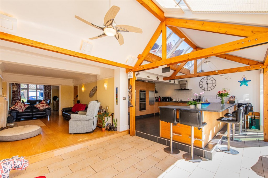 Images for Croyland Road, Wellingborough EAID:oscarjamesapi BID:6