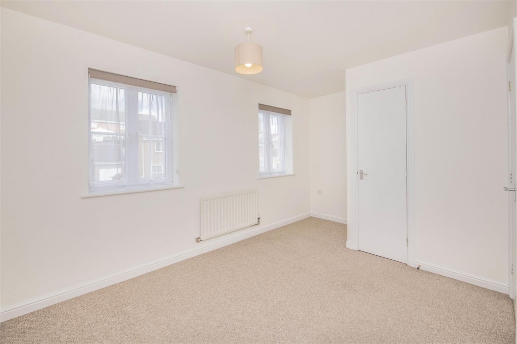 Images for Grant Close, Kettering EAID:oscarjamesapi BID:2