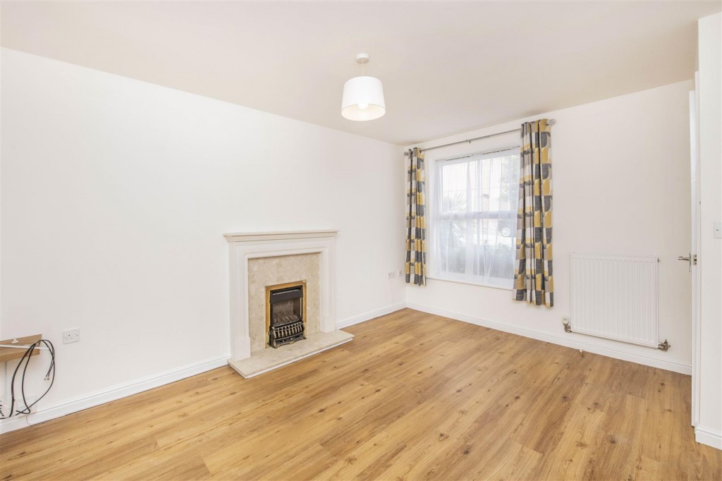 Images for Grant Close, Kettering EAID:oscarjamesapi BID:2