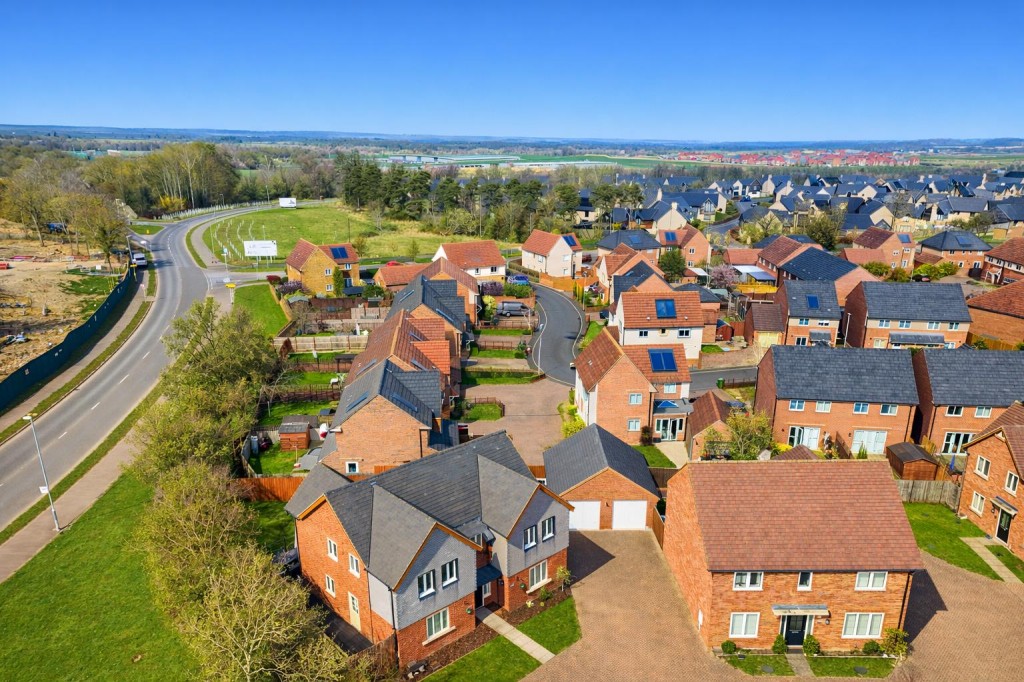 Images for Hobby Drive, Corby EAID:oscarjamesapi BID:4