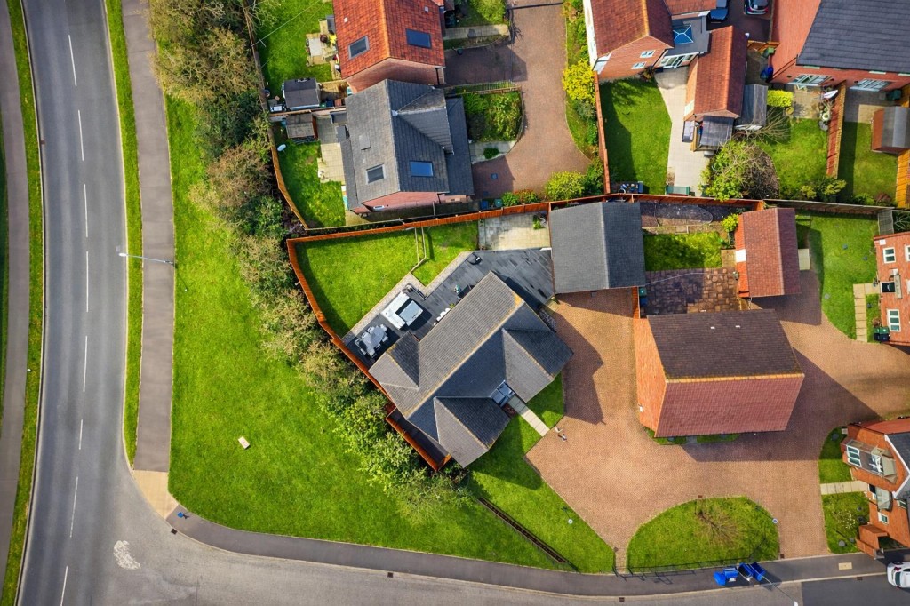 Images for Hobby Drive, Corby EAID:oscarjamesapi BID:4