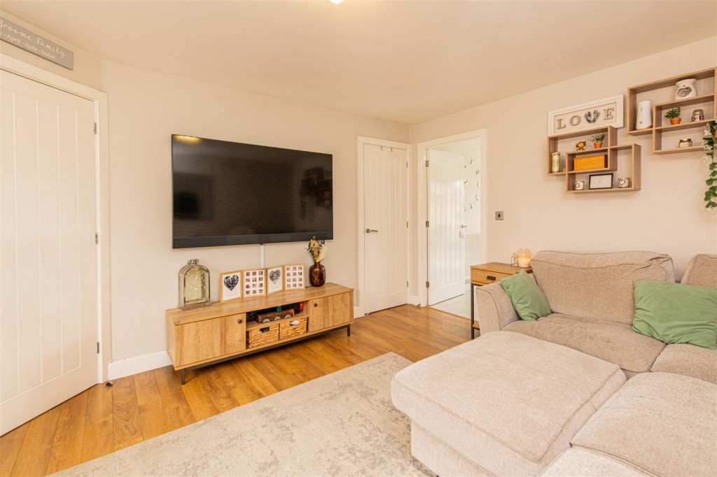 Images for Harrington Road, Irthlingborough EAID:oscarjamesapi BID:8