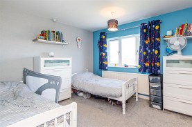 Images for Davis Close, Rothwell, Kettering