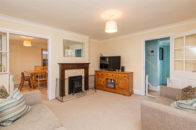 Images for Davis Close, Rothwell, Kettering