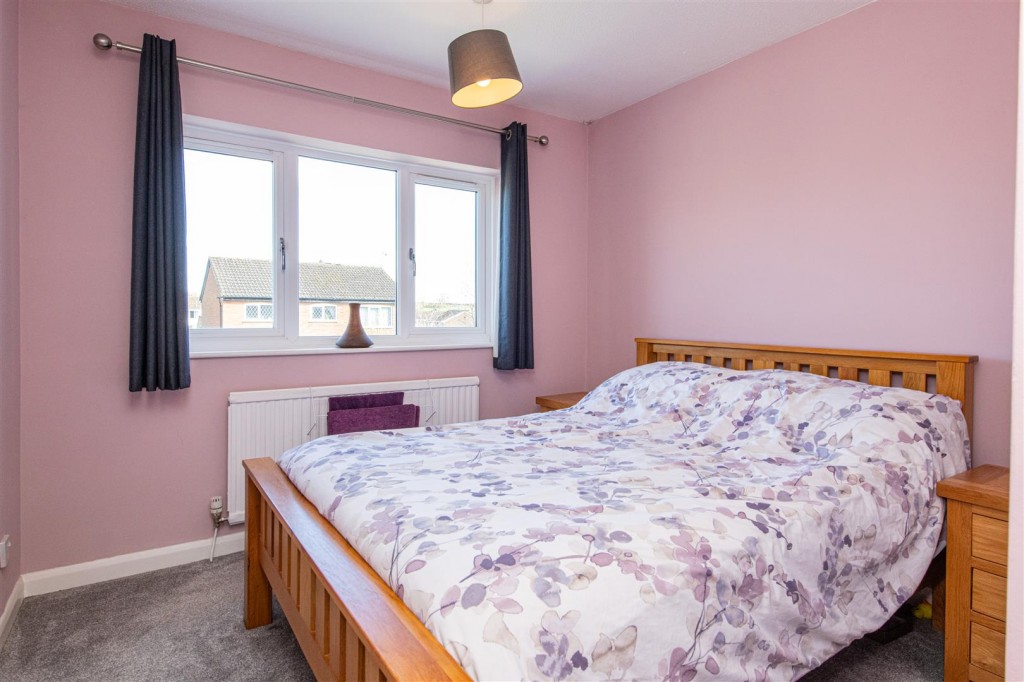 Images for Davis Close, Rothwell, Kettering EAID:oscarjamesapi BID:2