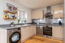 Images for Virginia Crescent, Burton Latimer