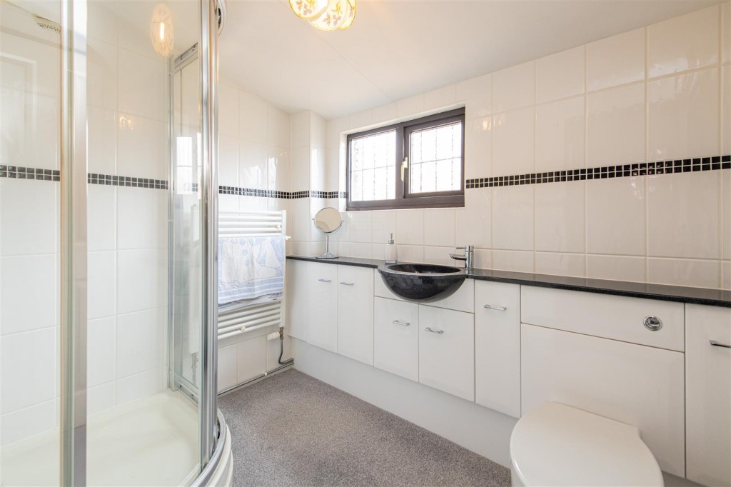 Images for Grosvenor Way, Barton Seagrave EAID:oscarjamesapi BID:3