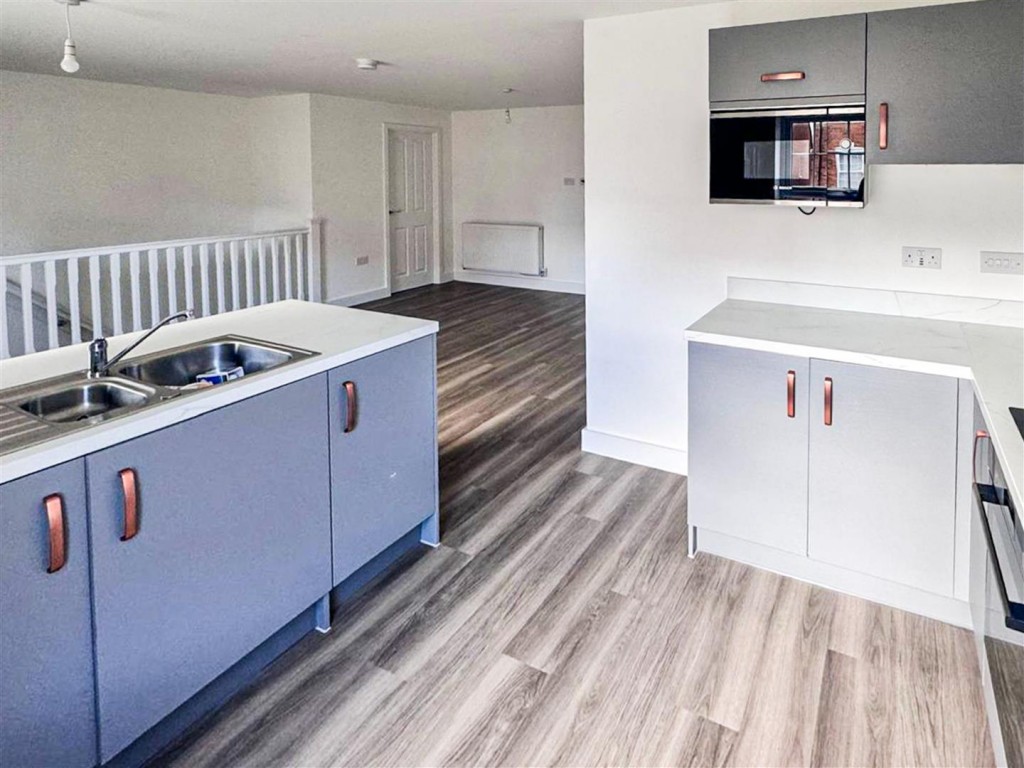 Images for Buckle Lane, Priors Hall Park EAID:oscarjamesapi BID:2