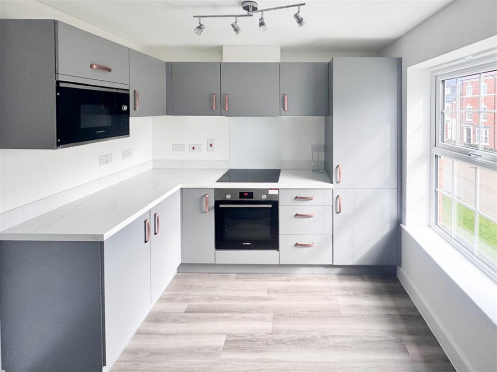 Images for Buckle Lane, Priors Hall Park EAID:oscarjamesapi BID:2