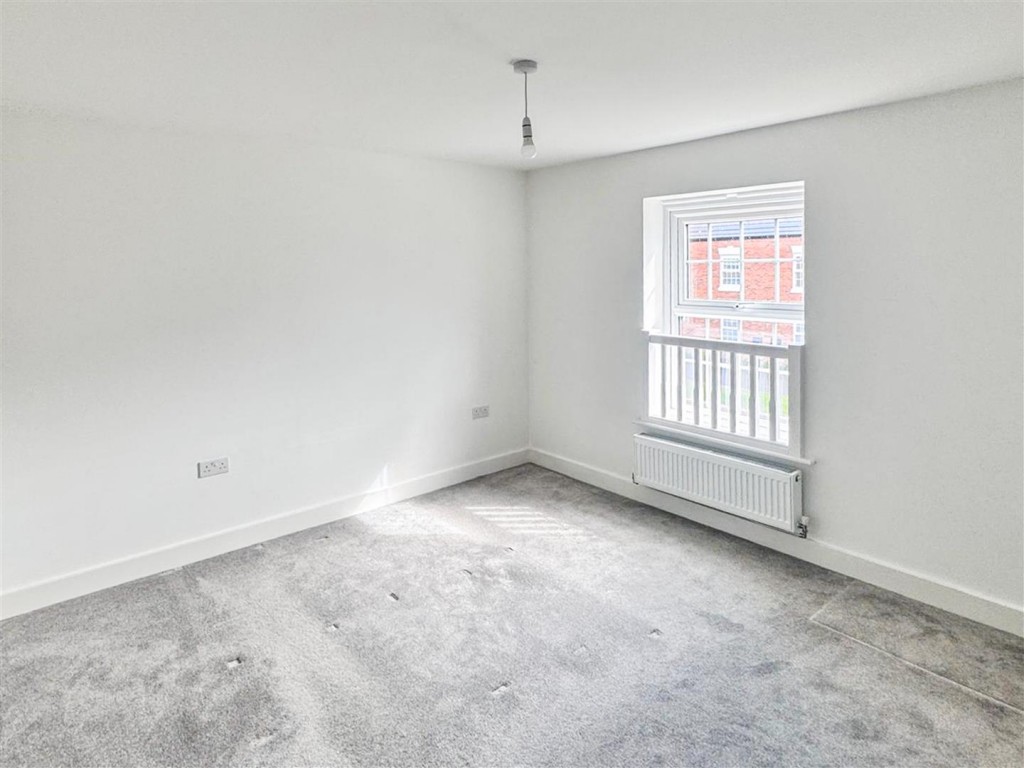 Images for Buckle Lane, Priors Hall Park EAID:oscarjamesapi BID:2