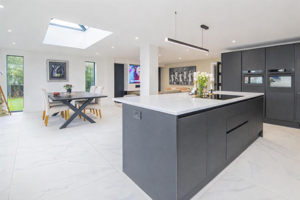 Images for Teal Close, Higham Ferrers EAID:oscarjamesapi BID:8