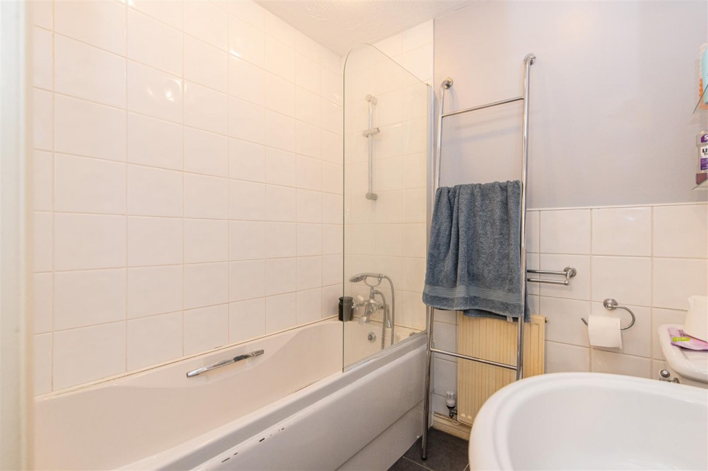 Images for Thatch Meadow Drive, Market Harborough EAID:oscarjamesapi BID:5