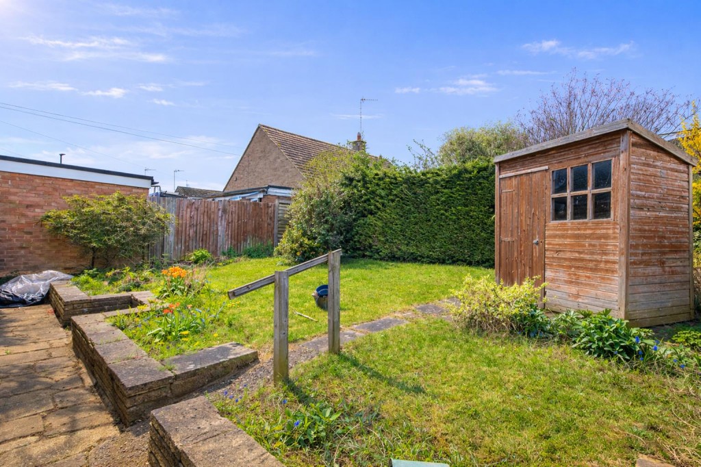 Images for Vine Hill Close, Higham Ferrers EAID:oscarjamesapi BID:8