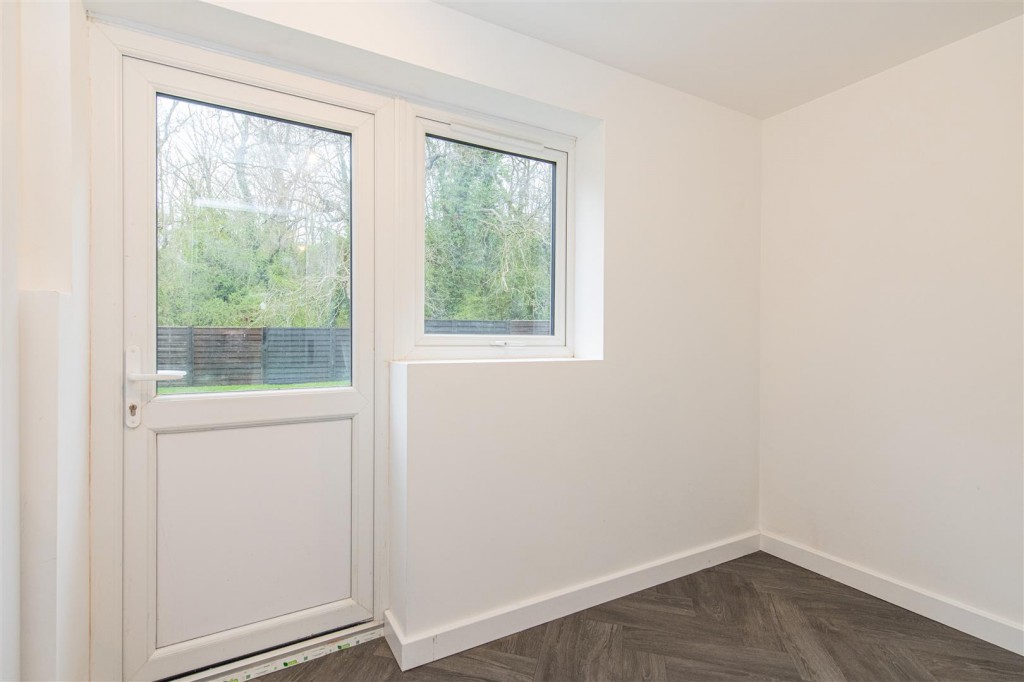 Images for Oxford Road, Corby EAID:oscarjamesapi BID:4