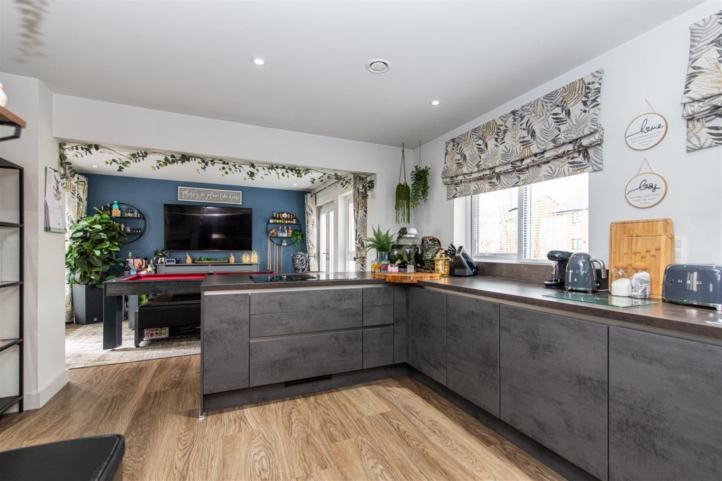 Images for The Avenue, Corby EAID:oscarjamesapi BID:4