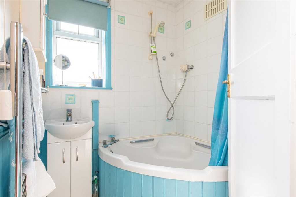 Images for Croyland Road, Wellingborough EAID:oscarjamesapi BID:6