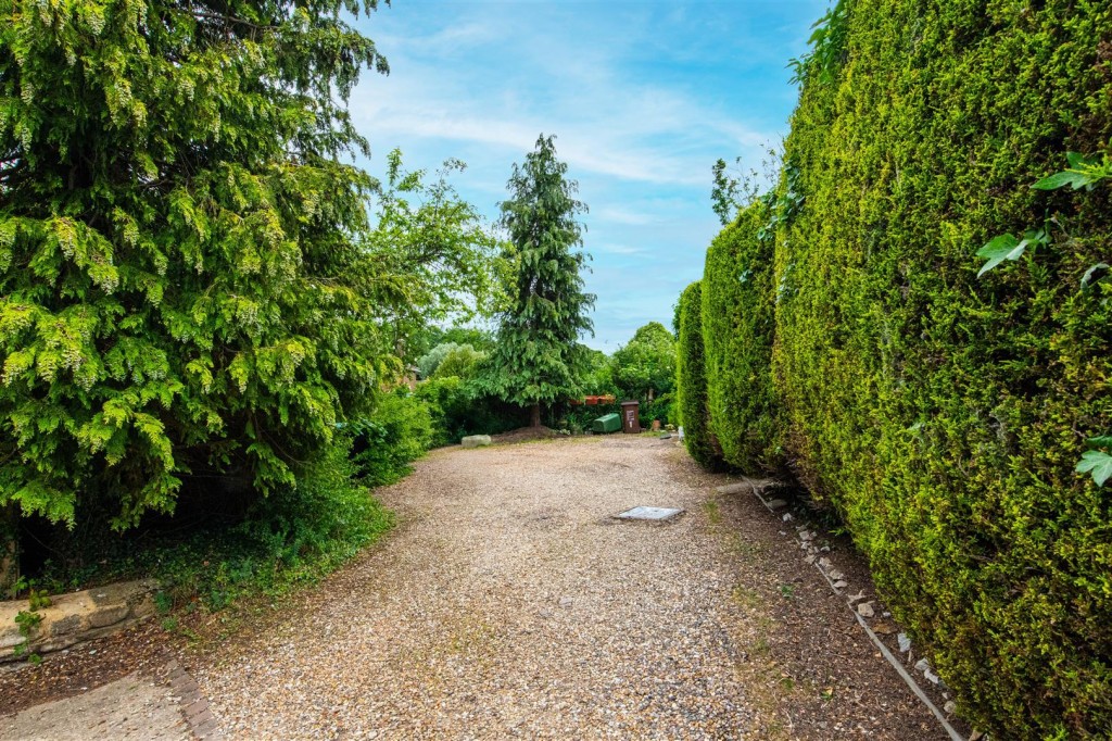 Images for School Lane, Weldon, Corby EAID:oscarjamesapi BID:4