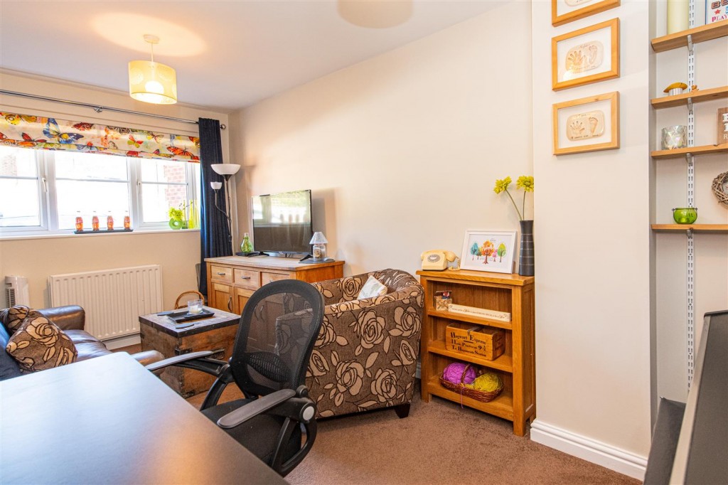 Images for Hinwick Close, Kettering EAID:oscarjamesapi BID:2