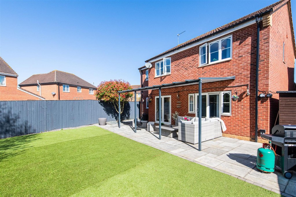 Images for Hinwick Close, Kettering EAID:oscarjamesapi BID:2