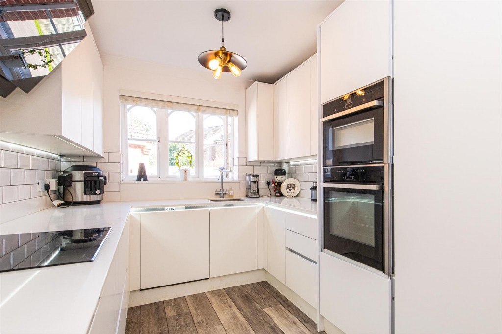 Images for Hinwick Close, Kettering EAID:oscarjamesapi BID:2