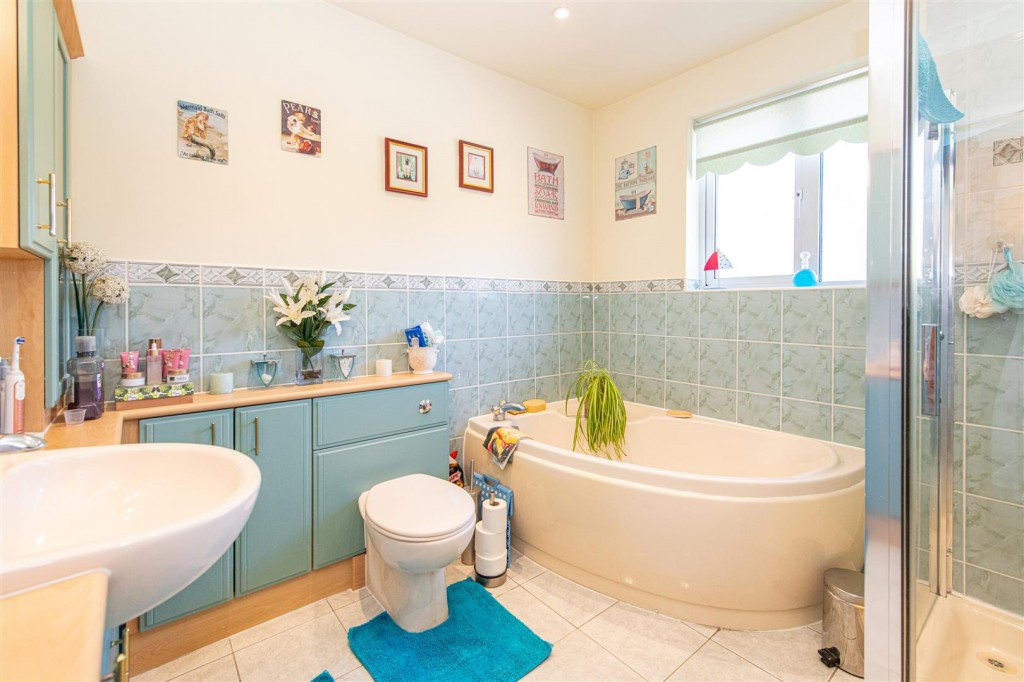 Images for Thorpeville, Moulton, Northampton EAID:oscarjamesapi BID:1