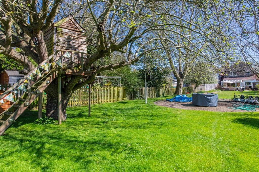 Images for Thorpeville, Moulton, Northampton EAID:oscarjamesapi BID:1