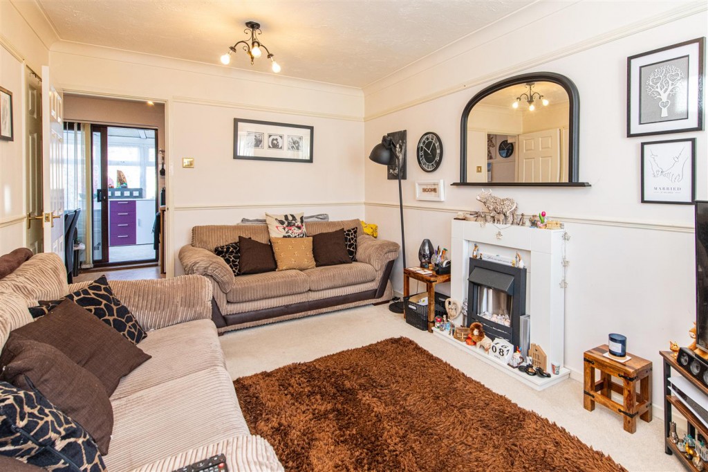 Images for Sandpiper Close, Burton Latimer EAID:oscarjamesapi BID:3