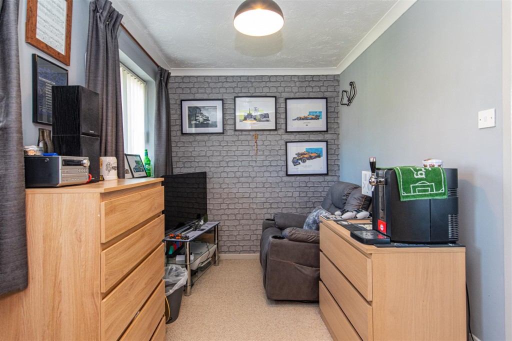 Images for Sandpiper Close, Burton Latimer EAID:oscarjamesapi BID:3