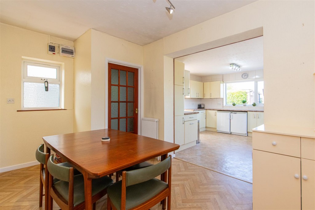 Images for Cromwell Crescent, Market Harborough EAID:oscarjamesapi BID:5