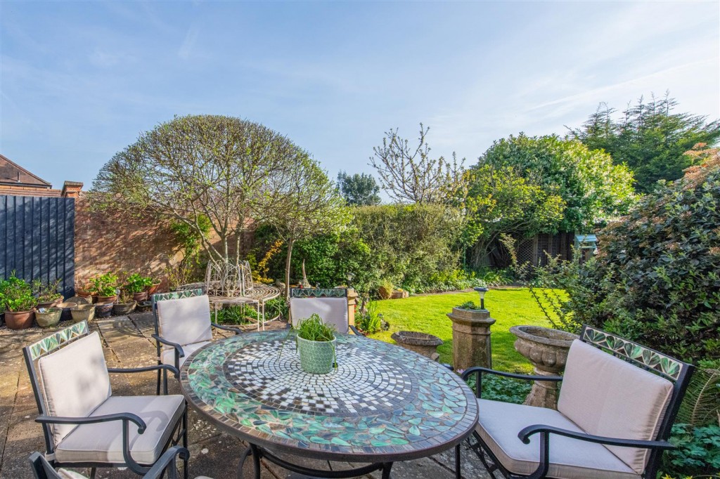 Images for Gillitts Road, Wellingborough EAID:oscarjamesapi BID:6