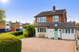 Images for Glyndebourne Gardens, Corby