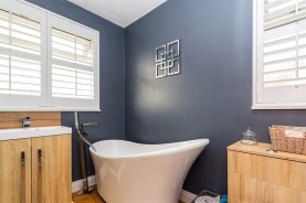 Images for Glyndebourne Gardens, Corby