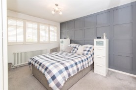 Images for Glyndebourne Gardens, Corby