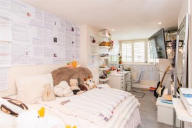 Images for Glyndebourne Gardens, Corby