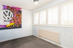 Images for Glyndebourne Gardens, Corby