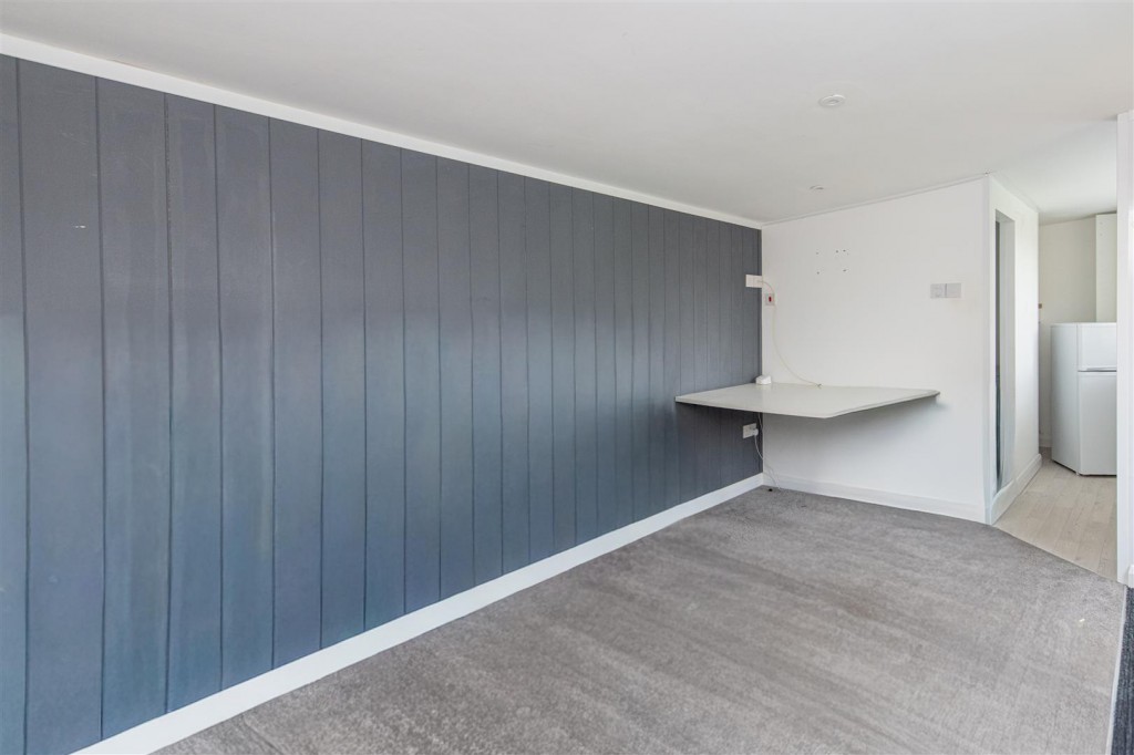 Images for Glyndebourne Gardens, Corby EAID:oscarjamesapi BID:4