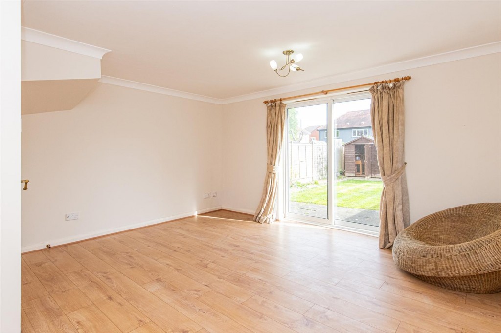 Images for Cromer Road, Finedon, Wellingborough EAID:oscarjamesapi BID:3