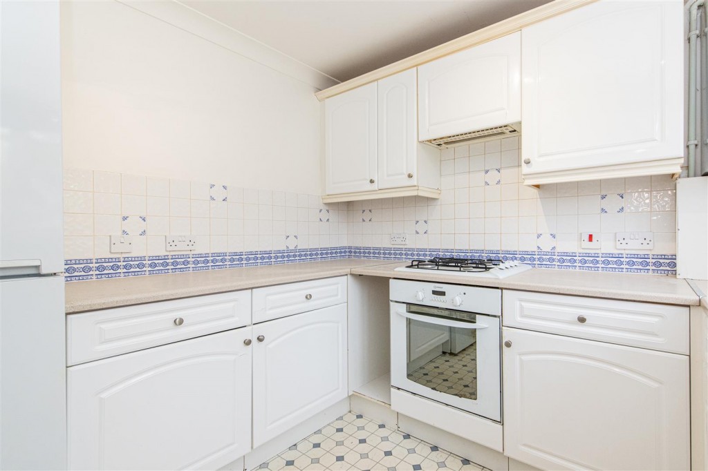 Images for Cromer Road, Finedon, Wellingborough EAID:oscarjamesapi BID:3