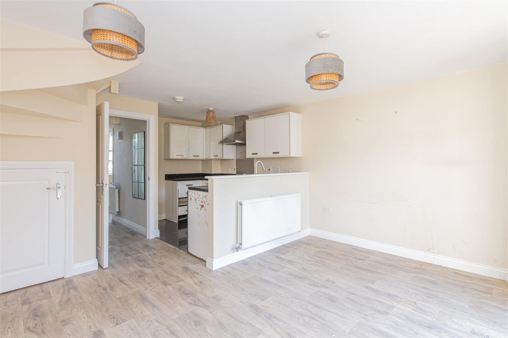 Images for Donnington Road, Burton Latimer, Kettering EAID:oscarjamesapi BID:3