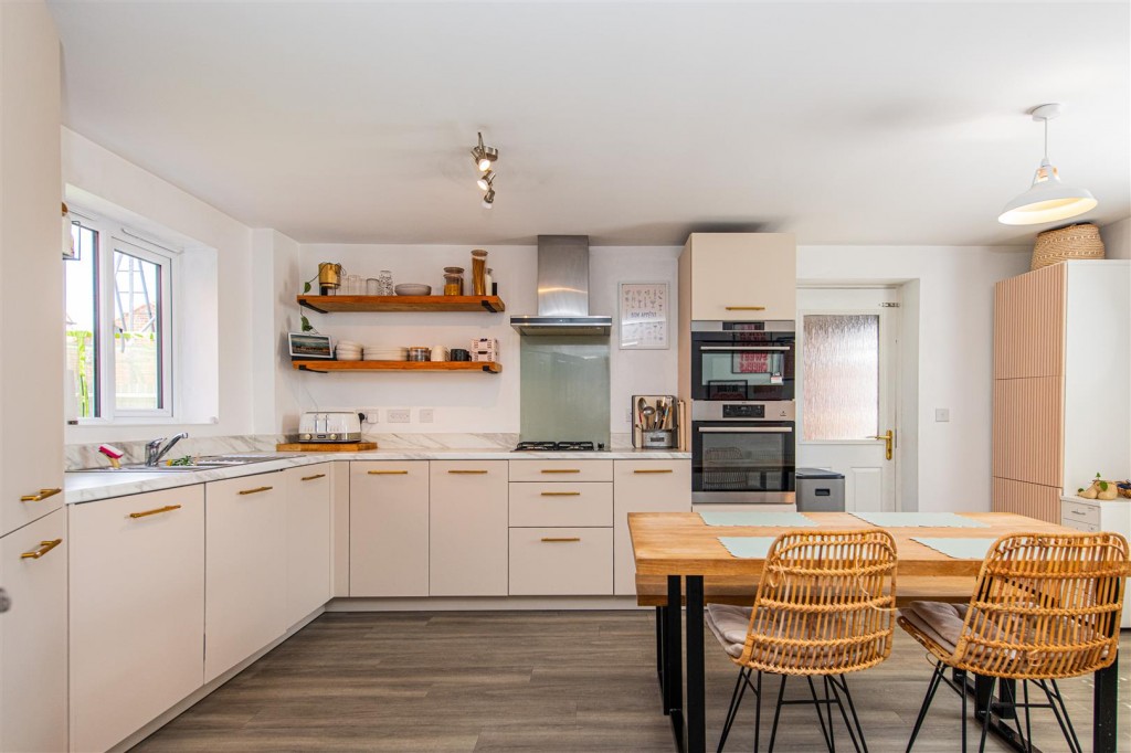 Images for Marsh Drive, Husbands Bosworth EAID:oscarjamesapi BID:5