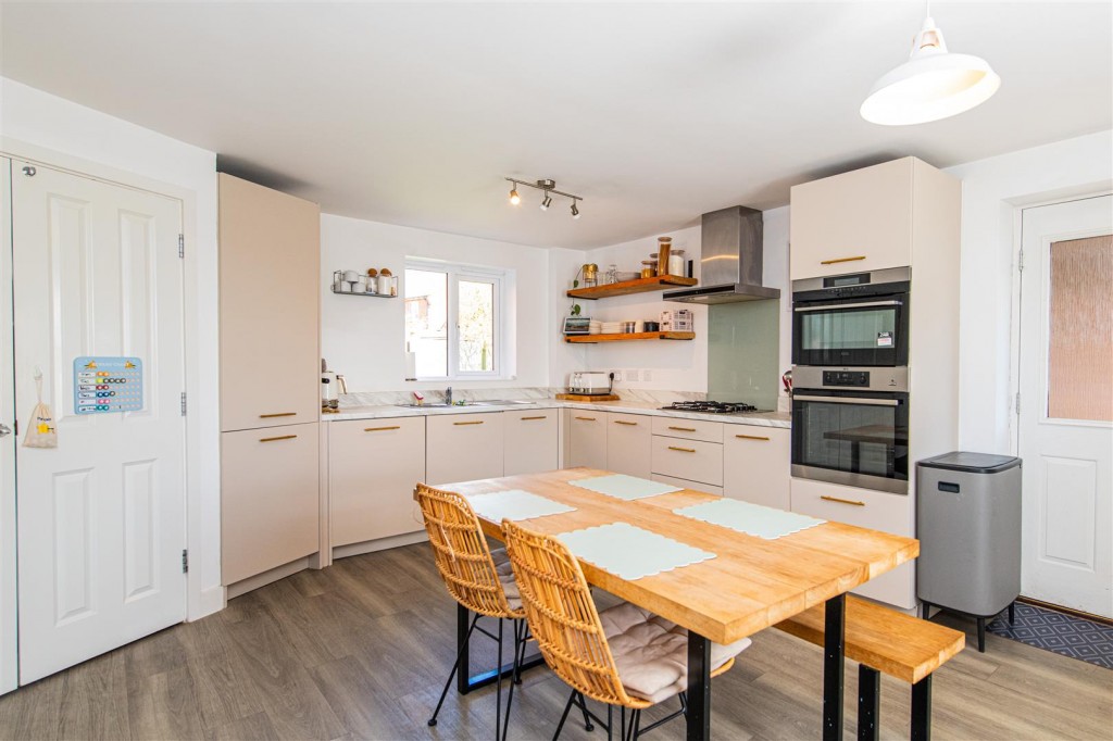 Images for Marsh Drive, Husbands Bosworth EAID:oscarjamesapi BID:5