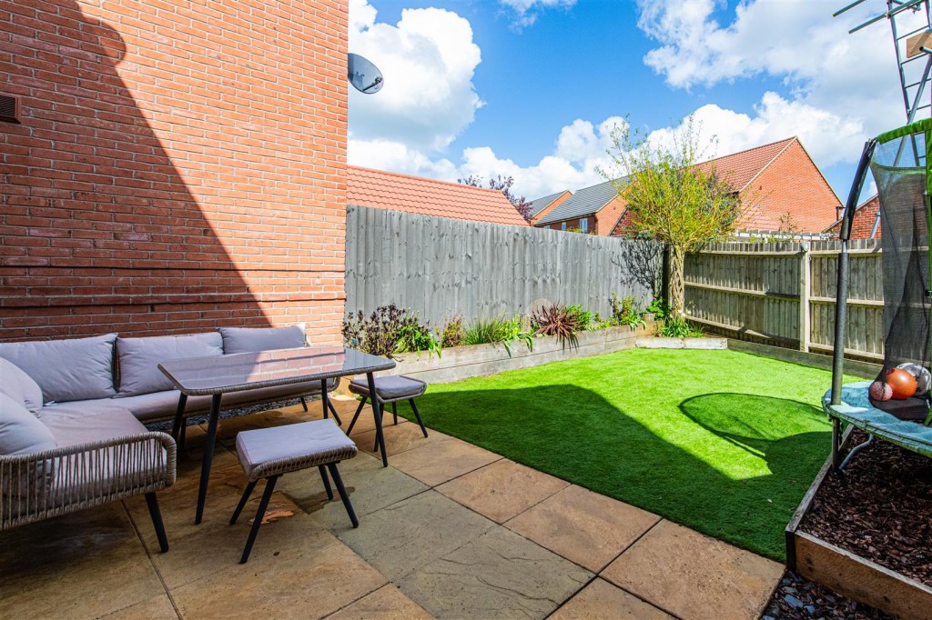 Images for Marsh Drive, Husbands Bosworth EAID:oscarjamesapi BID:5