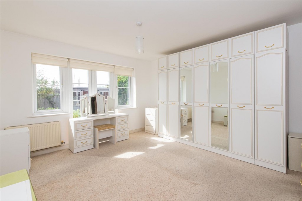 Images for Pipers Hill Road, Kettering EAID:oscarjamesapi BID:2