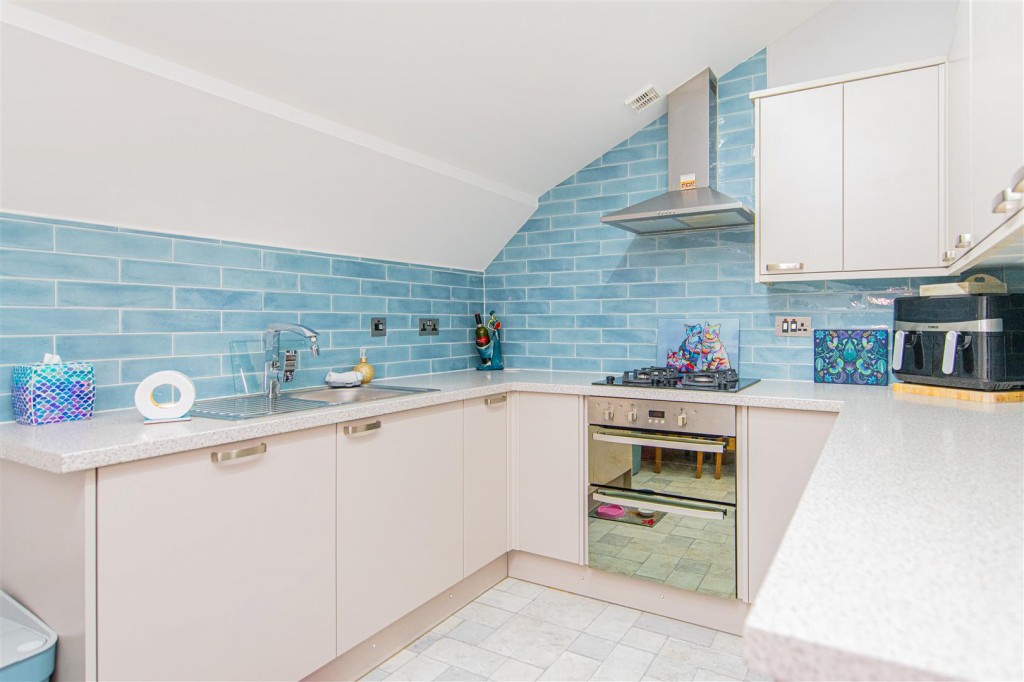 Images for Lime Grove, Rushden EAID:oscarjamesapi BID:8