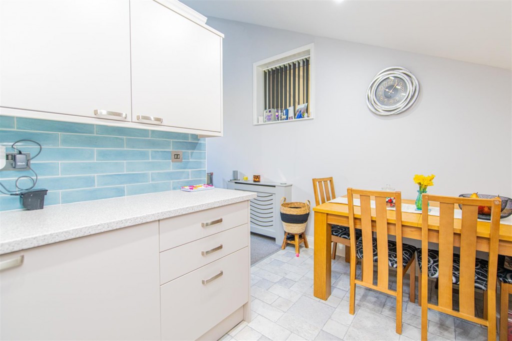 Images for Lime Grove, Rushden EAID:oscarjamesapi BID:8