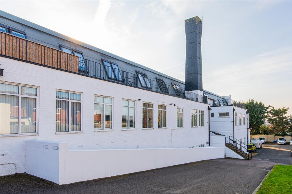 Images for Lime Grove, Rushden EAID:oscarjamesapi BID:8